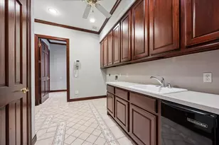22 Eaton Square, Houston, TX 77027 - Photo 36