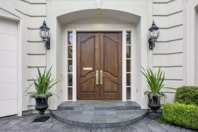 22 Eaton Square, Houston, TX 77027 - Photo 2