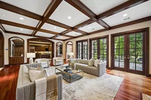 22 Eaton Square, Houston, TX 77027 - Photo 10