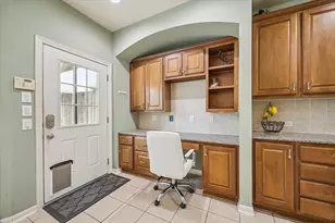 2403 Clippers Square, Houston, TX 77058 - Photo 8