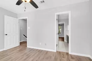 2030 Plantation Dr, Conroe, TX 77301 - Photo 20