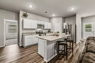 316 Pecos Dr, Huntsville, TX 77340 - Photo 6