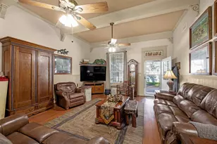 801 N Fulton St, Wharton, TX 77488 - Photo 12