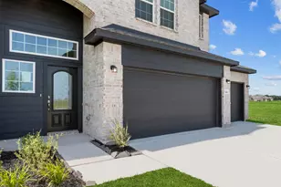 626 Escondido Dr, Dayton, TX 77535 - Photo 4