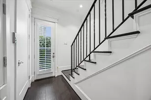 326 W 18th St, Houston, TX 77008 - Photo 10