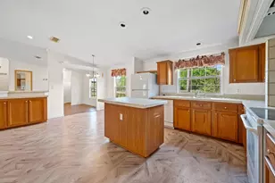 2906 Shannon Ct, Humble, TX 77396 - Photo 10
