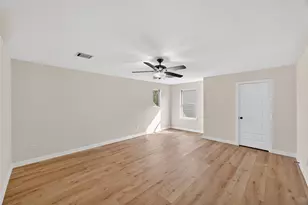640 Levine Ct, Conroe, TX 77316 - Photo 14