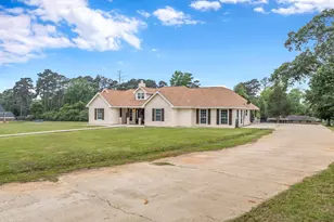 407 N Pecan St, Woodville, TX 75979 - Photo 4