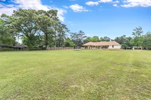 407 N Pecan St, Woodville, TX 75979 - Photo 34