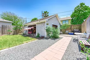 1815 Ursuline St, Galveston, TX 77550 - Photo 30