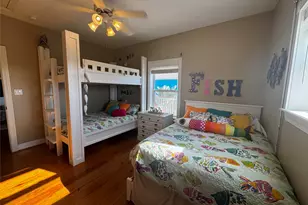 901 Helen Blvd, Crystal Beach, TX 77650 - Photo 20