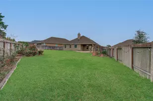 19029 Villa Ln, Montgomery, TX 77356 - Photo 32