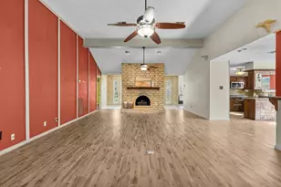 11402 Sagewind Dr, Houston, TX 77089 - Photo 14