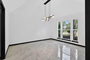 5218 Timber Shade Dr, Houston, TX 77345 - Photo 4