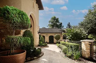 119 S Tranquil Path, The Woodlands, TX 77380 - Photo 6