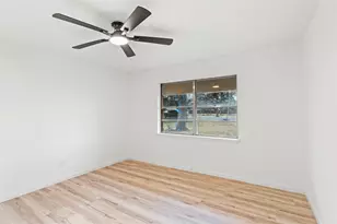 15903 Hickory Bend Dr, Alvin, TX 77511 - Photo 22