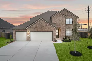 10023 Goliad Dr, Mont Belvieu, TX 77523 - Photo 1