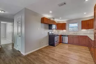 170 Barracuda St, Bayou Vista, TX 77563 - Photo 14