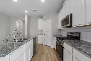 21819 Honey Scent Ln, Cypress, TX 77433 - Photo 4