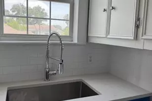 3628 Avenue O, Galveston, TX 77550 - Photo 2