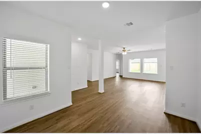 13315 Campos Drive, Houston, TX 77065 - Photo 12