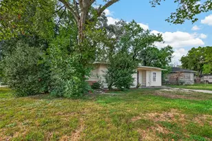 5782 Belcrest St, Houston, TX 77033 - Photo 4