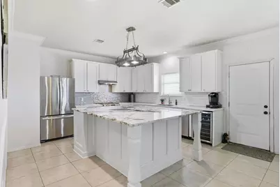 6407 Hillock Lane, Pearland, TX 77584 - Photo 2