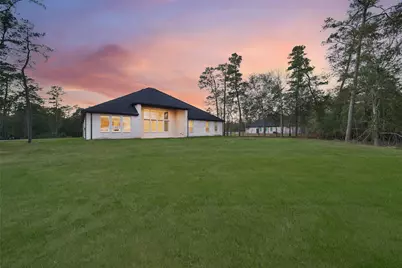 322 Louvenia Court, Pinehurst, TX 77362 - Photo 2