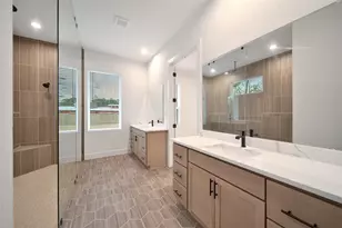 322 Louvenia Ct, Pinehurst, TX 77362 - Photo 22