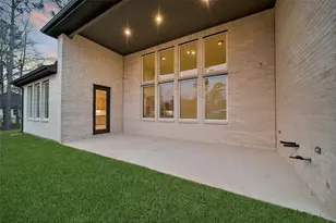 322 Louvenia Ct, Pinehurst, TX 77362 - Photo 6