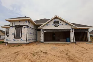 220 Dunovant Dr, Sealy, TX 77474 - Photo 2