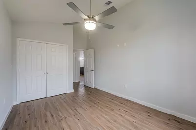 24411 Oakland Hills Drive, Huntsville, TX 77320 - Photo 20