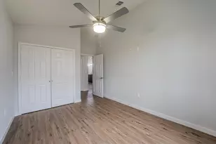 24411 Oakland Hills Dr, Huntsville, TX 77320 - Photo 20