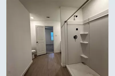 210 Amy Street, Angleton, TX 77515 - Photo 10