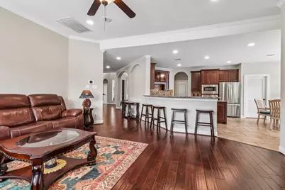 15 Verdin Place, The Woodlands, TX 77389 - Photo 6