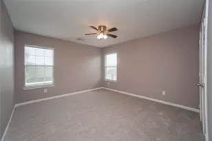 29314 Legends Bluff Dr, Spring, TX 77386 - Photo 20