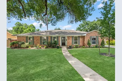 10627 Burgoyne Road, Houston, TX 77042 - Photo 10