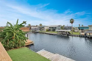176 Barracuda St, Bayou Vista, TX 77563 - Photo 4