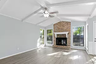 18202 Blanchmont Ln, Houston, TX 77058 - Photo 4