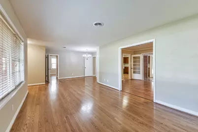 5231 Willowbend Boulevard, Houston, TX 77096 - Photo 6