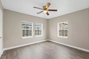 5244 Leeland St, Houston, TX 77023 - Photo 10
