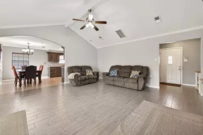 13719 Bonaventure Drive, Houston, TX 77065 - Photo 8