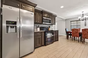 13719 Bonaventure Dr, Houston, TX 77065 - Photo 18