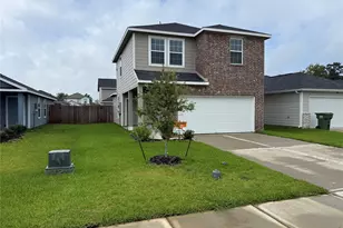 808 Stoney Pt Ln, Dayton, TX 77535 - Photo 2