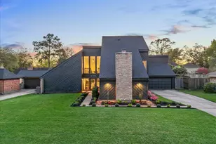 16034 Mesa Verde Dr, Houston, TX 77059 - Photo 1