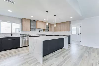 6106 Rutherglenn Drive, Houston, TX 77096 - Photo 16