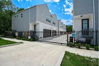 6017 Cypress Street, Houston, TX 77074 - Photo 2