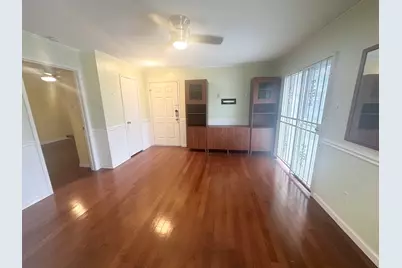 2750 Holly Hall Street #403, Houston, TX 77054 - Photo 2