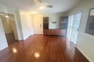 2750 Holly Hall St, Houston, TX 77054 - Photo 2
