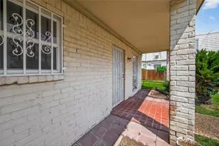 6201 Ranchester Dr, Houston, TX 77036 - Photo 30